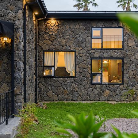 Wol Yeong Sa Gye Villa Seogwipo Exterior photo